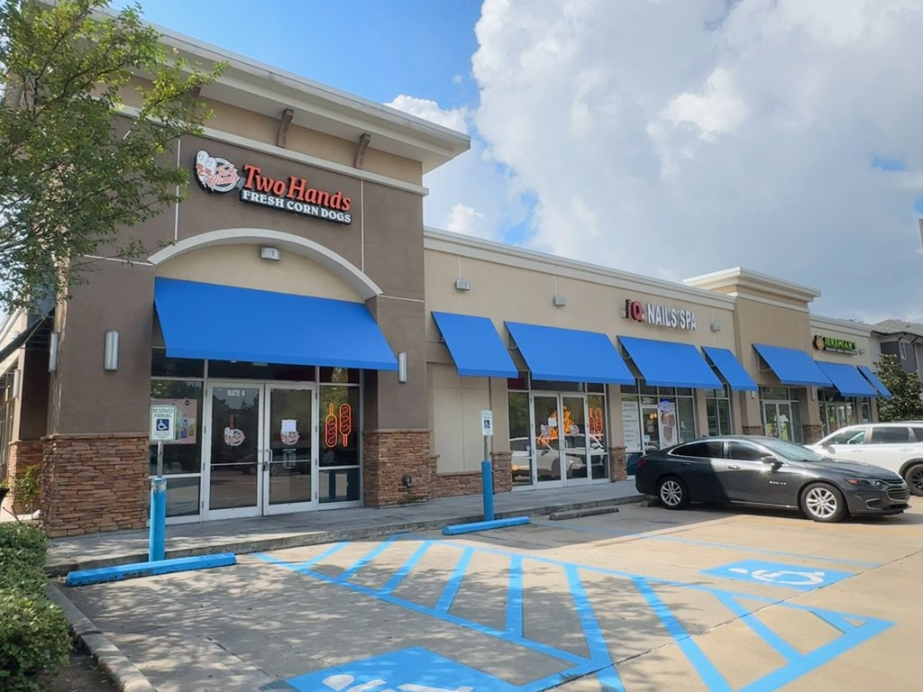 Awning Solutions for High-Traffic Commercial Entrances